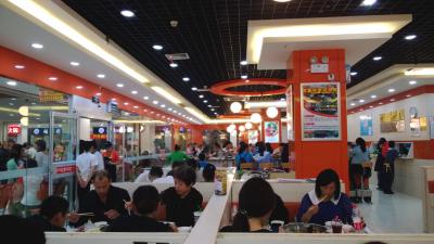 黄色软件麻豆APP下载养生汤锅店店内