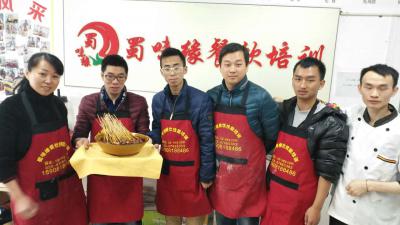 成都学钵钵鸡麻豆AV免费看网站哪家好？