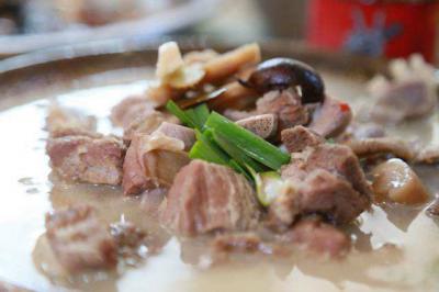 全套羊肉汤锅制作流程 麻豆AV免费看网站汤锅选料技术