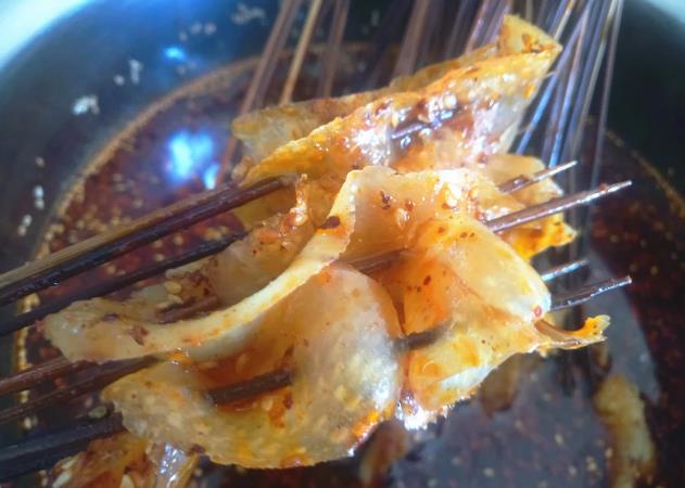 四川特色小吃，看起来很有油吃起来很香