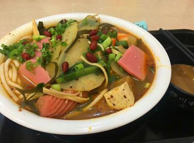 麻辣烫技术麻豆AV免费看网站哪家好？价格实惠口味多样化