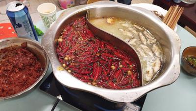 成都火锅技术麻豆AV免费看网站哪里好？火锅底料的配制及熬制方法