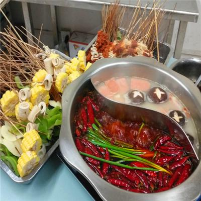 成都串串香麻豆AV免费看网站学校哪里一对一教学？老师旁边指导检查