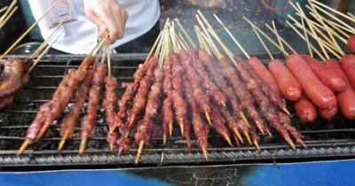 学做小串烧烤技术麻豆AV免费看网站班哪里好？麻豆一级片视频电影烧烤麻豆AV免费看网站助您成功创业！