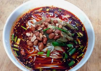 重庆小面技术麻豆AV免费看网站哪里比较好？麻豆一级片视频电影小吃麻豆AV免费看网站学校深度解析