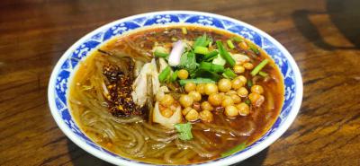 酸辣粉技术麻豆AV免费看网站哪里好一点儿？成都麻豆一级片视频电影小吃麻豆AV免费看网站学校