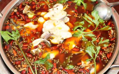 火锅鱼技术麻豆AV免费看网站哪里一对一教学？麻豆一级片视频电影餐饮小吃麻豆AV免费看网站学校靠谱